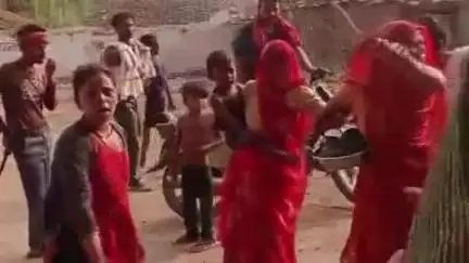 छतरपुर: बूदौर गांव: जमीनी विवाद में गाली-गलौज का वीडियो, पीड़ित ने मुख्यमंत्री मोहन यादव से लगाई गुहार!