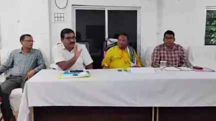 ଉଦଳା: କପ୍ତିପଦା ଉପ ଜିଲ୍ଲାପାଳଙ୍କ ସମ୍ମିଳନୀ କକ୍ଷରେ ଉଦଳା ନିର୍ବାଚନ ମଣ୍ଡଳୀର ବିଭିନ୍ନ ବିଭାଗୀୟ ଉନ୍ନୟନ ମୂଳକ ପ୍ରକଳ୍ପର ସମୀକ୍ଷା କଲେ ବିଧାୟକ