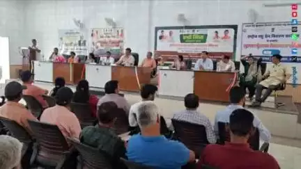 'विकसित कृषि संकल्प अभियान' के तहत पौड़ी में किसानों को योजनाओं व मृदा कार्ड की जानकारी देकर जागरूक किया गया।