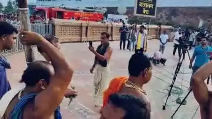 ପୁରୀ ମ୍ୟୁନିସିପାଲଟି: ଶ୍ରୀମନ୍ଦିର ରେ ମହାପ୍ରଭୁ ଙ୍କ ଗଜାନନ ବେଶ ଅନୁଷ୍ଠିତ l
