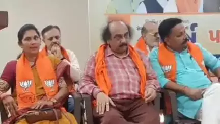 નડિયાદ: મોદી સરકારના 11 વર્ષની ઉજવણી નડિયાદમાં વ્યવસાયિક સંમેલન યોજાયું.