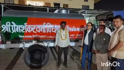 सिवनी मालवा: क्षेत्रीय विधायक प्रेम शंकर वर्मा ने सामरधा व कामठा पंचायत को मिनी फायर ब्रिगेड टैंकर वितरित किए