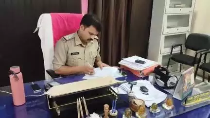 जबेरा: 6 साल से फरार स्थाई वारंटी को जबेरा पुलिस ने किया गिरफ्तार, माननीय न्यायालय में पेश किया