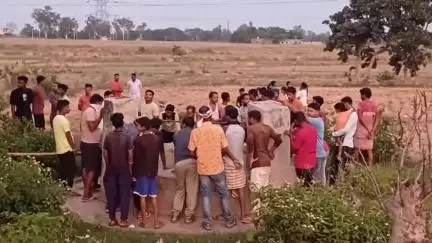 বলরামপুর: গোবিন্দপুর গ্রামে তিন বছরের শিশু কন্যাকে নিয়ে কুঁয়োতে ঝাঁপ দিলেন মা, প্রাণ গেল শিশুর, তদন্তে পুলিশ