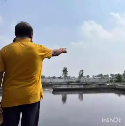 पुष्पराजगढ़: बहेराबांध में फिल्टर प्लांट निर्माण कार्य का कुटीर एवं ग्रामोद्योग मंत्री दिलीप जायसवाल ने किया निरीक्षण