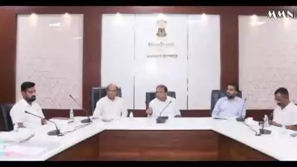 वर्धा: घरकुल लाभार्थ्यांना वाळू उपलब्ध करुन देण्याच्या पालकमंत्र्यांच्या अधिकाऱ्यांना सूचना