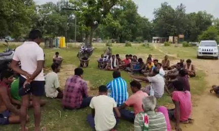 दंतेवाड़ा: बिंजाम, समलूर, सियानार समेत अन्य ग्राम पंचायतों में विकास कार्यों को लेकर हुई बैठक