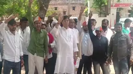 गोविंदपुर: RCD के राष्ट्रीय अध्यक्ष सह पूर्व शिक्षामंत्री ने गोविंदपुर प्रखंड में जनसम्पर्क अभियान चलाया, लोगों का मिल रहा समर्थन