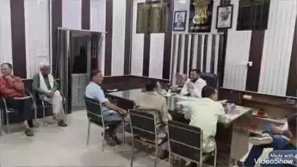 मालपुरा: वन्दे गंगाजल संरक्षण जन अभियान को लेकर उपखण्ड कार्यालय में SDM ने ली बैठक