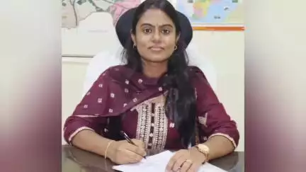 திண்டுக்கல் கிழக்கு: உதவி ஆட்சியராக வினோதினி பார்த்திபன் மாவட்ட ஆட்சியர் அலுவலகத்தில் பொறுப்பேற்பு