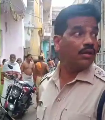 ପୁରୀ ମ୍ୟୁନିସିପାଲଟି: ପୁରୀ ରେ ଅଭାବନୀୟ ଘଟଣା। ଜଣେ ବରିଷ୍ଠ ସେବାୟତ ଙ୍କୁ ହତ୍ୟା ଅଭିଯୋଗ। ପୁରୀ ଟାଉନ୍ ଥାନା ଅଧୀନ ଗୁଡ଼ିଆ ସାହିରେ ଘଟିଛି ହତ୍ୟାକାଣ୍ଡ।