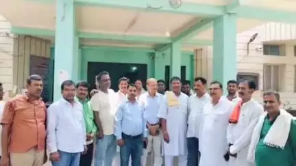 सिमरी बख्तियारपुर: रितिक की मौत मामले में प्रतिनिधिमंडल ने थानाध्यक्ष से निष्पक्ष जांच की मांग की