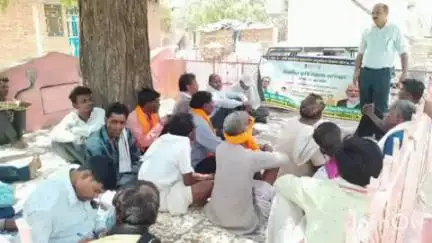 विजयपुर: विकसित कृषि संकल्प अभियान: 3 गांवों में 585 किसानों को जानकारी दी, किसानों को किया प्रोत्साहित