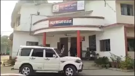 सिमरिया: फा़सी तालाब स्थित घर से पुलिस ने महिला का शव बरामद किया, जांच जारी