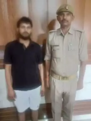 मुरादाबाद: मुंडापंडे थाना पुलिस ने नाबालिग के साथ दुष्कर्म के मामले में एक आरोपी को गिरफ्तार कर भेजा जेल