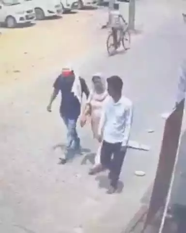 जगाधरी: श्रीनगर कॉलोनी में महिला को ₹5 लाख का लालच देकर बालियां और कड़ा लेकर फरार हुए 3 युवक, पुलिस जांच में जुटी