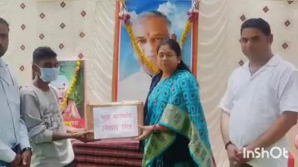 खकनार: खकनार हॉस्पिटल में निक्षय शिविर हुआ आयोजित, विधायक ने फूड बॉस्केट किए वितरित