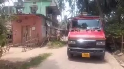 ଭଦ୍ରକ ଗ୍ରାମାଞ୍ଚଳ: ତିହିଡି ଅର୍ଜୁନ ବିନ୍ଧା ରାସ୍ତା ସଂପ୍ରସାରଣ ପାଇଁ ଗାଁ ର ୨୭ଟି ଗୃହ ଓ ଦୋକାନ ଗୃହ ଉଛେଦ।