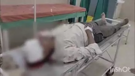 कायमगंज: गांव टपुआ के सामने अज्ञात वाहन की टक्कर से बाइक सवार अधेड़ व्यक्ति हुआ घायल