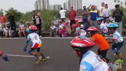 गुना: भोपाल में ओपन रोलर स्केटिंग प्रतियोगिता में गुना के खिलाड़ियों ने बाजी मारी, जिले का नाम रोशन किया
