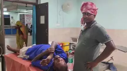 त्रिवेणीगंज: लतौना में सड़क हादसे में युवक गंभीर रूप से जख्मी