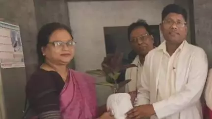 मंडला: जिले की नई सीएमएचओ डॉ. धरित्री जे. मोहंती सिविल सर्जन ऑफिस पहुंचीं, हुआ स्वागत