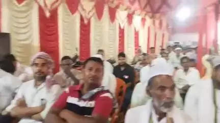रफीगंज: रफीगंज के फिता बिगहा में बकरीद मिलन समारोह का आयोजन किया गया