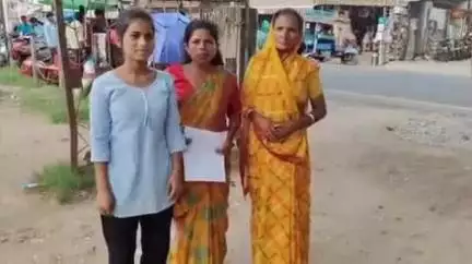 गुमला: ससुराल वालों ने विधवा महिला का किया सामाजिक बहिष्कार, जान से मारने की धमकी, पीड़िता ने थाने में दी शिकायत