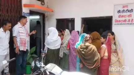 चाचौड़ा: चाचौड़ा नगर परिषद में पानी की समस्या से वार्ड 10 की महिलाओं का फूटा गुस्सा, ज्ञापन देकर समाधान की मांग की