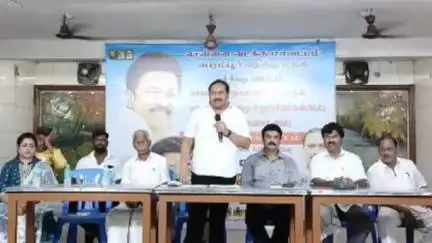 பெரம்பூர்: சென்னை வடக்கு மாவட்டம் பெரம்பூர் தெற்கு பகுதி 44வது வட்டம் பழனியாண்டவர் கோயில் தெருவில் தனியார் திருமண மண்டபத்தில் பாக முகவர்கள் கூட்டம் நடைபெற்றது