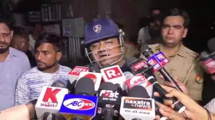 कानपुर: चमनगंज में तीन मंजिला जनरल स्टोर में आग लगने के मामले की जानकारी CFO दीपक शर्मा ने दी