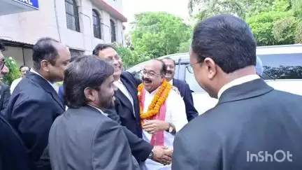 डिप्टी सीएम अरुण साव उच्च न्यायालय पहुंचे, अधिवक्ता साथियों से मिलकर पुराने दिन किए याद