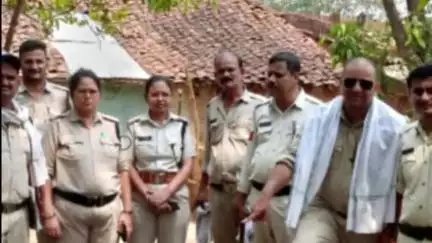 नईगढ़ी: नईगढ़ी में अवैध शराब के खिलाफ आबकारी विभाग की बड़ी कार्रवाई, आठ ठिकानों पर दबिश