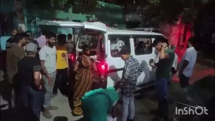 जमुई: कटौना पेट्रोल पंप के पास दो बाइक की टक्कर में चार लोग घायल, एक की गंभीर हालत पर सदर अस्पताल से पटना किया रेफर