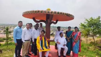 ବୌଦ୍ଧ ସଦର: କୁଲାରୀ କୁଦ ନିର୍ମାଣାଧିନ ଇକୋ ପାର୍କ ପରିଦର୍ଶନ କଲେ ନଗର ଉନ୍ନୟନ ବିଭାଗ ମନ୍ତ୍ରୀ