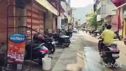 चांदवड: बच्चू कडू यांच्या समर्थनार्थ चांदवड बंद  शेतकरी आक्रमक