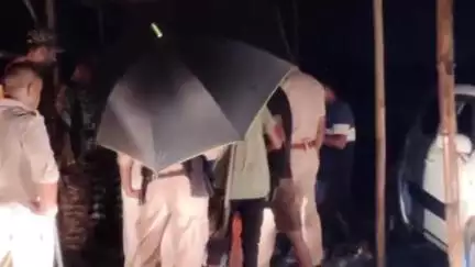 করিমগঞ্জ: তেলিখালরপার এলাকায় এলাকায় অভিযান চালিয়ে প্রায় পাঁচ কোটি টাকার নিষিদ্ধ ইয়াবা ট্যাবলেট সহ গ্রেপ্তার ১
