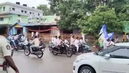 ఎస్సీ ఎస్టీల పై జరుగుతున్న దాడులను అరికట్టాలి : వైయస్ఆర్సీపీ నేతల డిమాండ్