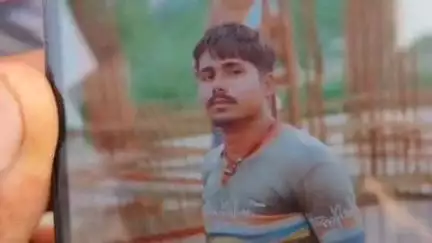 जगदीशपुर: बिजली मिस्त्री की करंट लगने से मौत के बाद परिजनों ने मुआवजे की मांग को लेकर तिलकामांझी चौक किया जाम