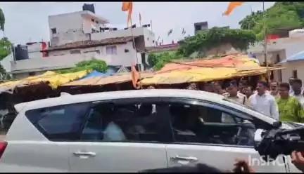 ସମ୍ବଲପୁର ମ୍ୟୁନିସିପାଲଟି: ଉପମୁଖ୍ୟମନ୍ତ୍ରୀ ପ୍ରଭାତି ପରିଡା ମା ସମଲେଶ୍ୱରୀ ମନ୍ଦିରରେ ମା ଙ୍କୁ କଲେ ଦର୍ଶନ