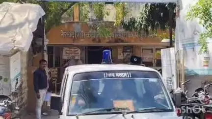 पाचोरा: तालुक्यातील बांबरुड राणीचे येथे अंगावर विज कोसळल्याने ५० वर्षीय इसमाचा दुर्दैवी मृत्यू