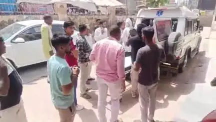 चिड़ावा: सूरजगढ़ बाईपास तिराहा हादसों का हॉटस्पॉट, कंटेनर और बाइक की भीषण टक्कर में बाइक सवार की हुई मौत