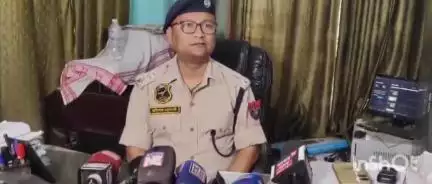 গুৱাহাটী: আৰক্ষীৰ জিম্মাত নহয় ন্যায়িক জিম্মাতহে মৃত্যু হৈছিল অৰ্জুন শৰ্মাৰ,নুনমাটি আৰক্ষী থানত ডিচিপি অমিতাভ বসুমতাৰীৰ সংবাদমেল
