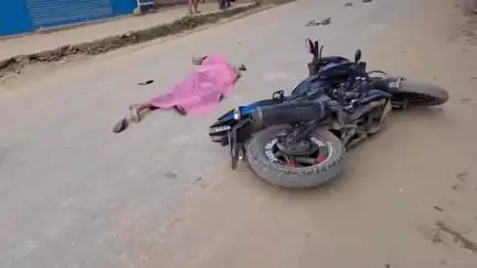 पधर: कुन्नू बाजार में गाड़ी की चपेट में आने से एक बाइक सवार युवक की मौके पर मौत