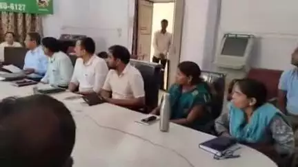 मारवाड़ जंक्शन: मारवाड़ जंक्शन अटल सेवा केंद्र पर जिला कलेक्टर की अध्यक्षता में आयोजित हुई ब्लॉक स्तरीय जनसुनवाई, ग्रामीणों की समस्याएं