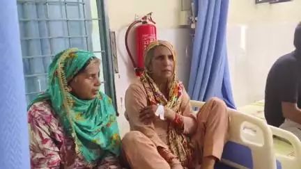 देवबंद: नागल में तेज रफ्तार बस डिवाइडर से टकराई, हादसे में 25 लोग घायल, हाइवे पर लाखनोर के पास की घटना