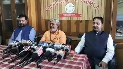 शिमला शहरी: गौमाता को राष्ट्र माता घोषित करे सरकार: शंकराचार्य जी के राष्ट्रीय मीडिया प्रभारी शैलेन्द्र योगिराज