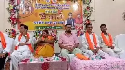 বিশালগড়: গোলাঘাটি বিধানসভার অন্তর্গত গোপিনগর কমিউনিটি হলে মাধ্যমিক উচ্চমাধ্যমিক উত্তীর্ণ ছাত্র-ছাত্রীদের সংবর্ধনা