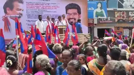 மயிலாடுதுறை: மாணவர்களுக்கு 2500 கோடி கல்வி உதவித்தொகை வழங்கவில்லையா மத்திய அரசை கண்டித்து மக்கள் மசோதா கட்சியினர் ஆர்ப்பாட்டம்
