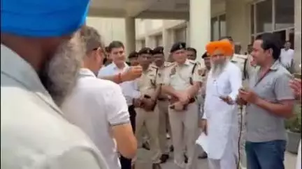 अम्बाला: बराड़ा में किसान और एसडीएम के बीच सुलझा मामला, भारतीय किसान यूनियन ने एसडीएम कार्यालय पर दिया था धरना
